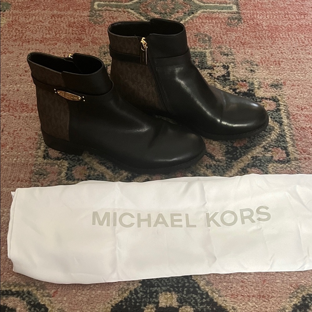 Michael Kors Black and Brown Leather Boots